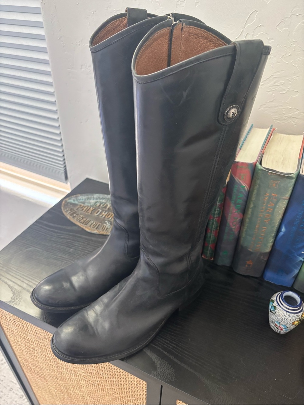 FRYE Melissa Button Inside Zip Leather Riding Boots 3470412 in Black size 9.5 - Picture 2 of 8